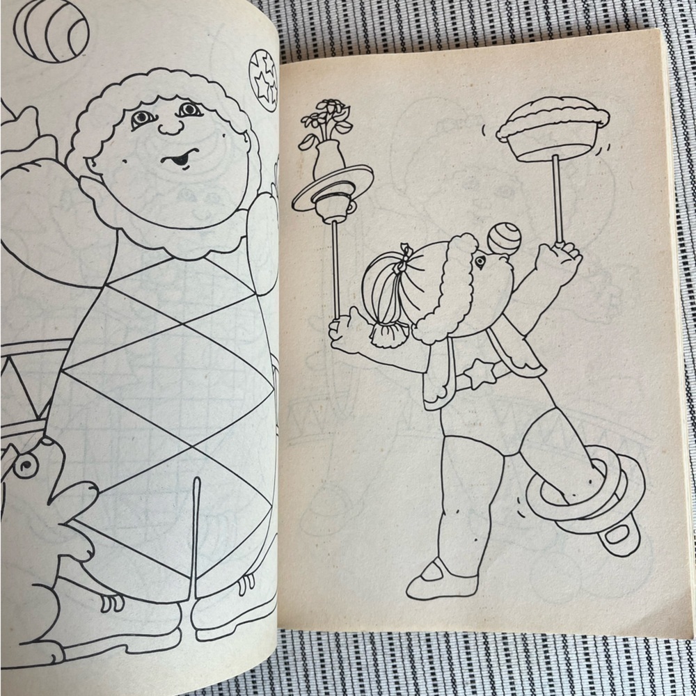 Retro Cabbage Patch Kids Coloring Book Circa 1986 - Picture 8 of 10